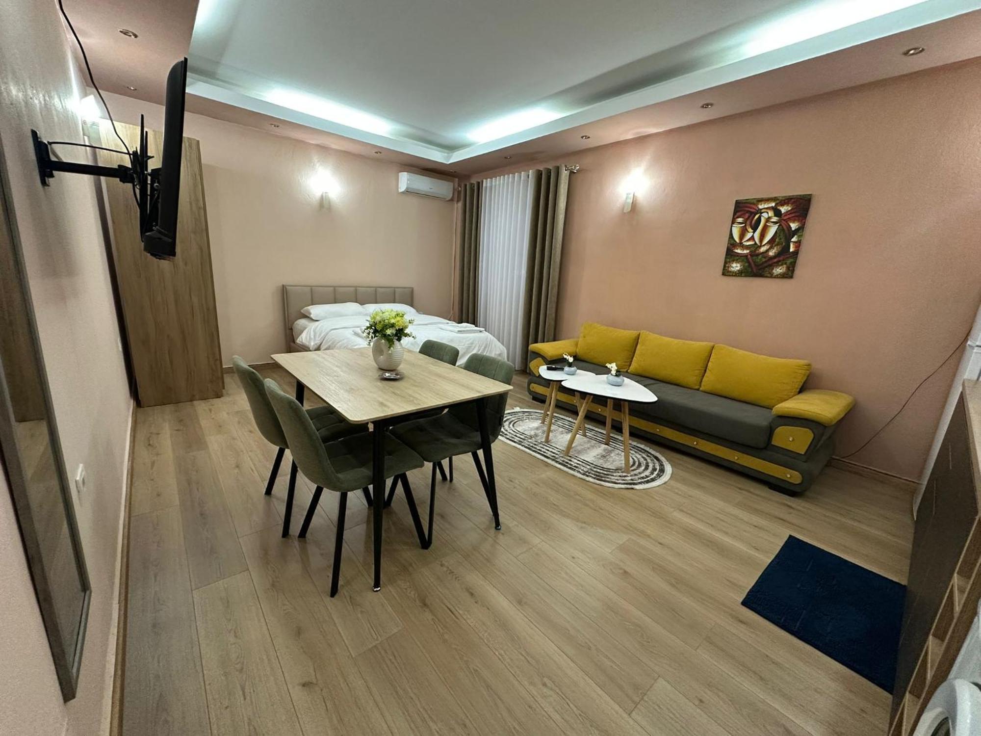Adora Apartment Tirana Exterior photo